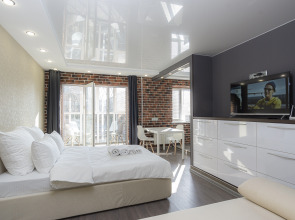 Апартаменты Студия у площади труда