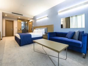 Отель La Quinta by Wyndham Istanbul Gunesli