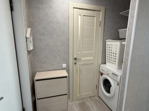 Квартира уютная напротив Театра оперы и балета