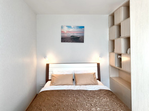 Апартаменты Квартира с шикарным панорамным видом на бухту Патрокл в ЖК Аякс