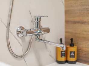 Апартаменты Золото в Новой Самаре