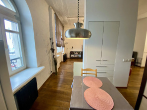 Апартаменты Студия с отдельной спальней в районе вокзала