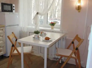 Квартира Дом у Озера в Парке Якутова