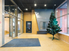 Большая Однокомнатная Квартира с Видом на Реку и Новым Ремонтом