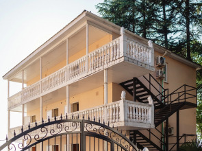 Отель Тарба