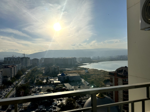 Аппартаменты "Эленика" двухкомнатная квартира в Махачкале с видом на озеро и мечеть