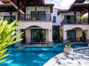 Отель Long Beach Garden Hotel & Pavilions