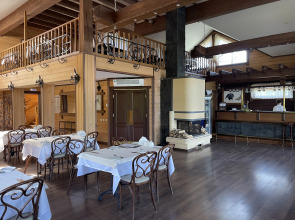 Частный дом База Хариус