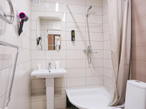 Апартаменты SunSet Героев Донбаса 15