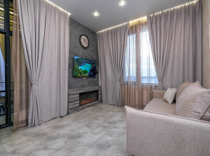 Квартира Премиум-класса Лучшая Локация Огромная Лоджия Панорама на Обь Парковка у Лифта