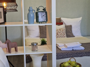 Апартаменты Goldenring Толбухина