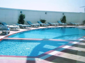 Апартаменты Cosmos Living Cozy Studio Near Dubai Marina