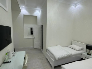 Отель Izumrud Palace