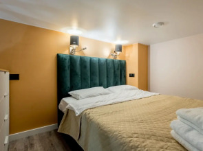 Апартаменты InHome24 Комфортные на Инженера Кнорре