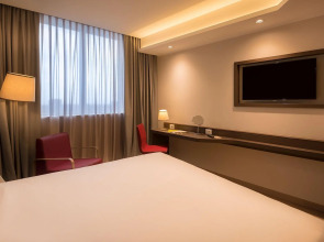 DoubleTree by Hilton Hotel Yerevan City Centre