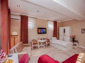 Silk Road Empire Hotel