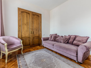 Квартира Трехкомнатная на Проспекте Независимости 23