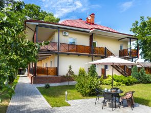 Greenhouse Guest House