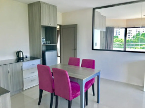 Апартаменты R-Con Wongamat