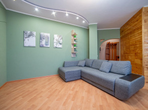 Апартаменты Бажова 68