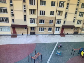 Апартаменты элитные на переулке Трудолюбия с джакузи