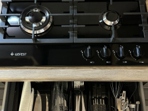 2-х комнатная новая, чистая, уютная и просторная квартира рядом с Набережной