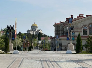 Апартаменты 1 комнатные Челнокова 12 корпус 5-12 как дома Севастополь