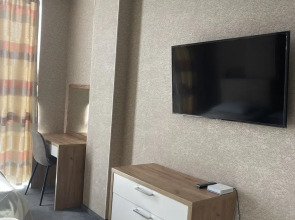 Апартаменты у моря с видом на бассейн