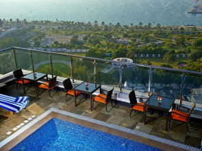 Hotel Ramada by Wyndham Abu Dhabi Corniche