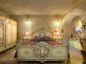 Acer Cave Hotel
