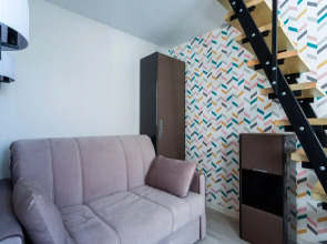 Апартаменты около площади Восстания