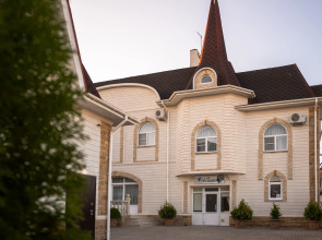 Rivyera Hotel