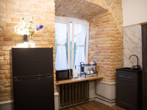 Мебелированные комнаты с Собственными Санузлами на Центральной Пешеходной Улице