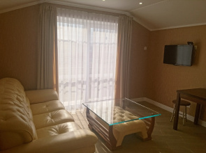 AM-PM Apartments