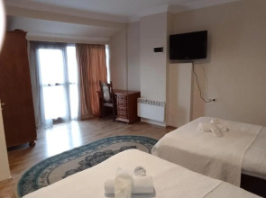 Отель Beaumonde Tbilisi