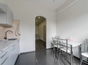 Апартаменты на Коммуны 2