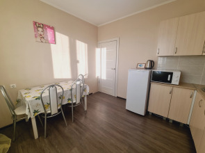 Квартира  Молодежная 76 Зона Комфорта