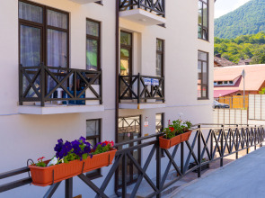 Апартаменты Море Апартаментов на Плотинной 2-7