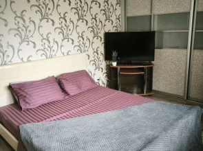 Dvukhkomnatnaya V Tixom Tsentre Flat