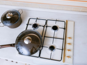 Апартаменты Unique Apart Прованс с джакузи рядом с набережной и фонтаном Весенней 7