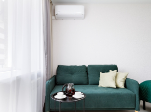 Квартира Студия с Новым Ремонтом в Центре Для 4 Гостей