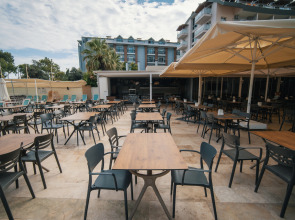 Отель Armas Beach