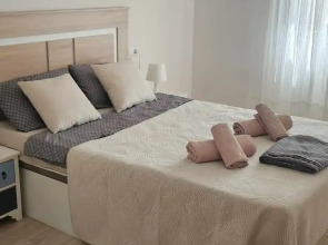 Апартаменты Almudena