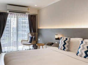 Отель Heeton Concept Pattaya by Compass Hospitality