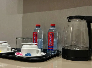 Отель Twelve Inn