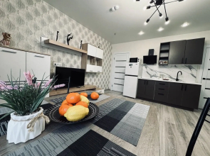 Na Naberezhnoy 803 Apartments