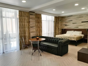 Апартаменты Holiday and Business 1