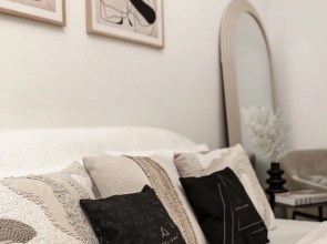 Апартаменты Modern studio in Azizi Riviera