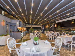 Отель Alpek Hotel