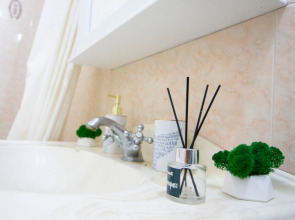 Двухкомнатная квартира возле Кремля